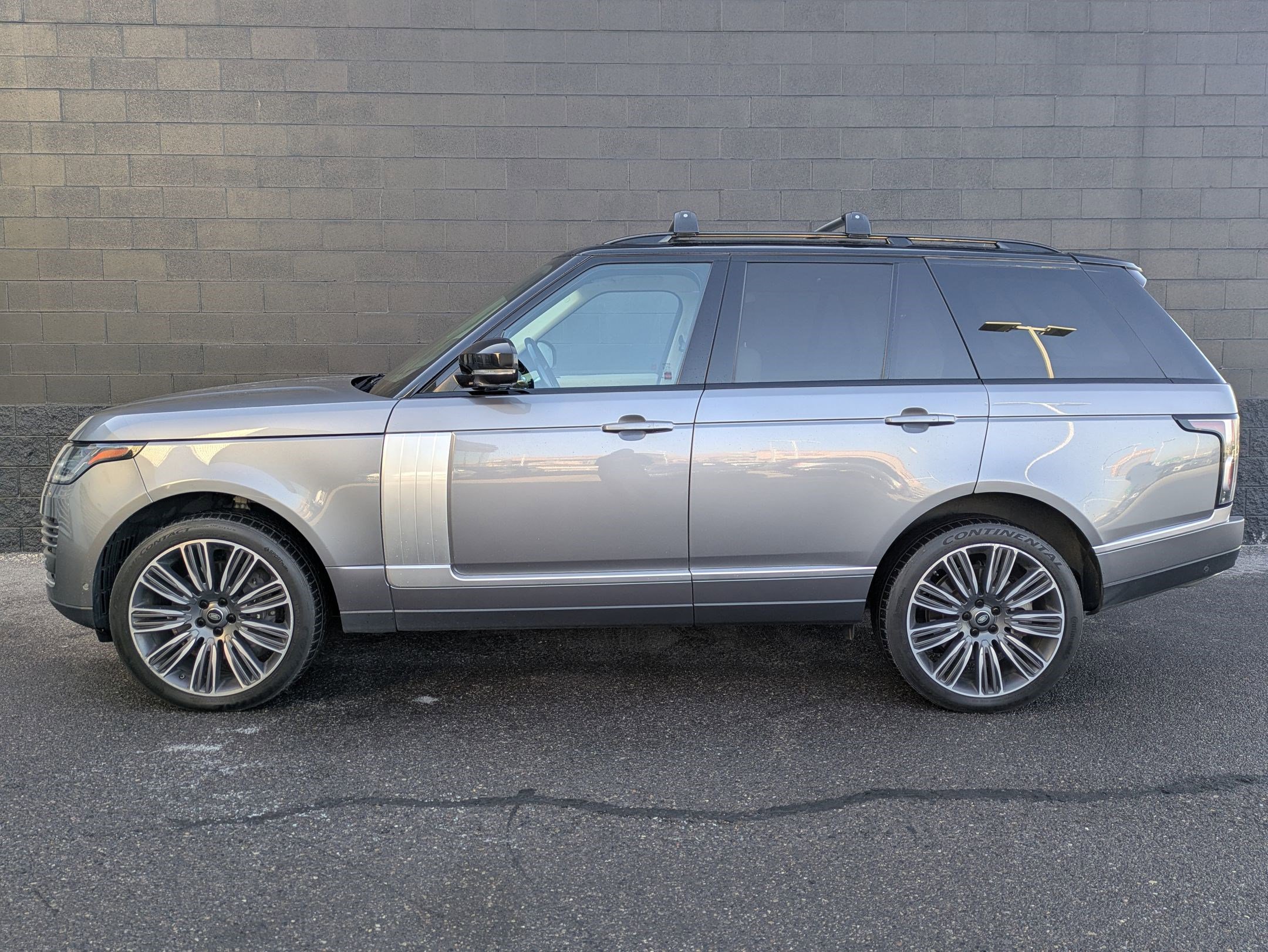 Used 2020 Land Rover Range Rover HSE image 8