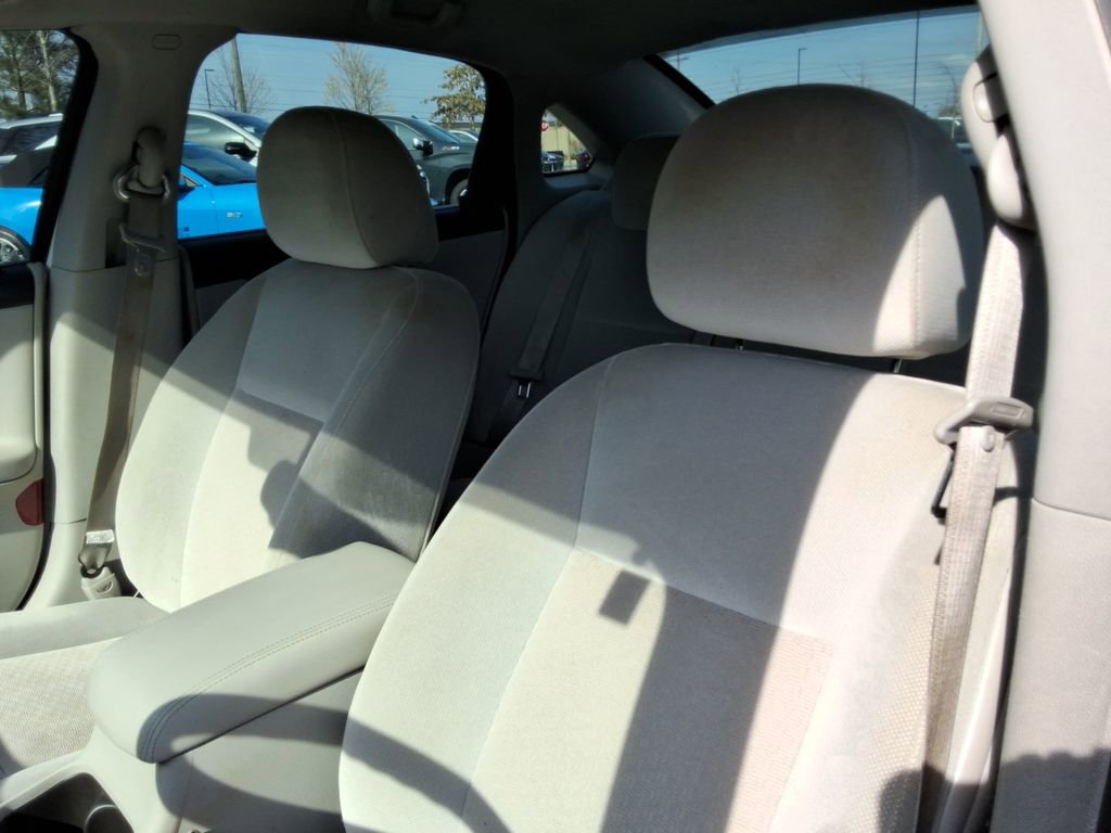 Used 2010 Chevrolet Impala LS FWD image 23