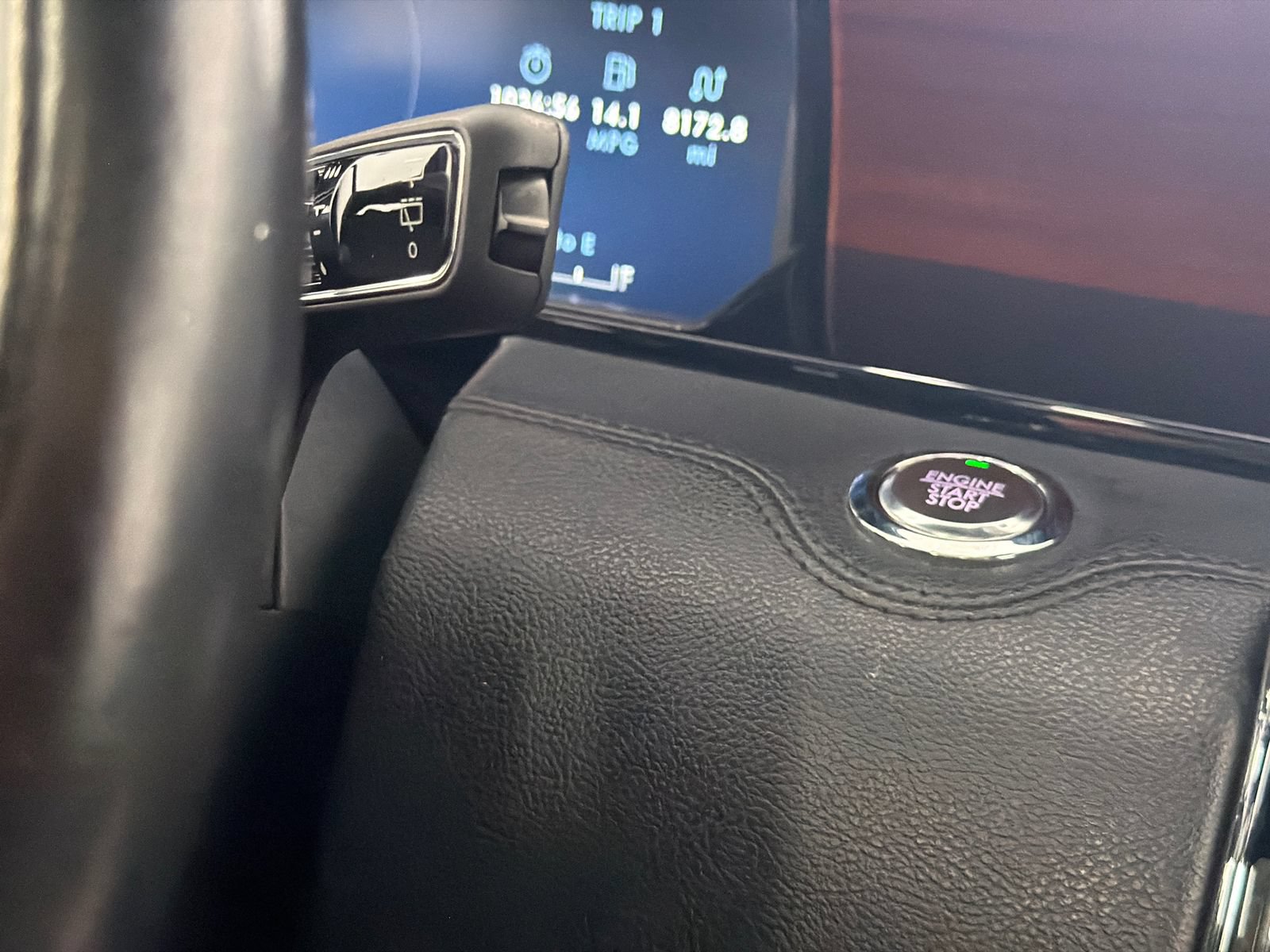 Certified 2023 Lincoln Navigator Reserve AWD/4WD image 31