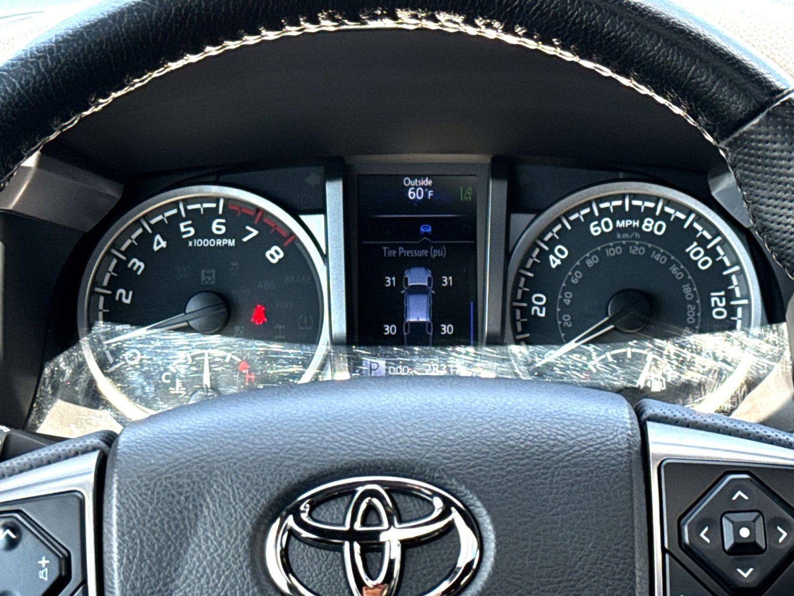 Used 2022 Toyota Tacoma Limited AWD/4WD image 17