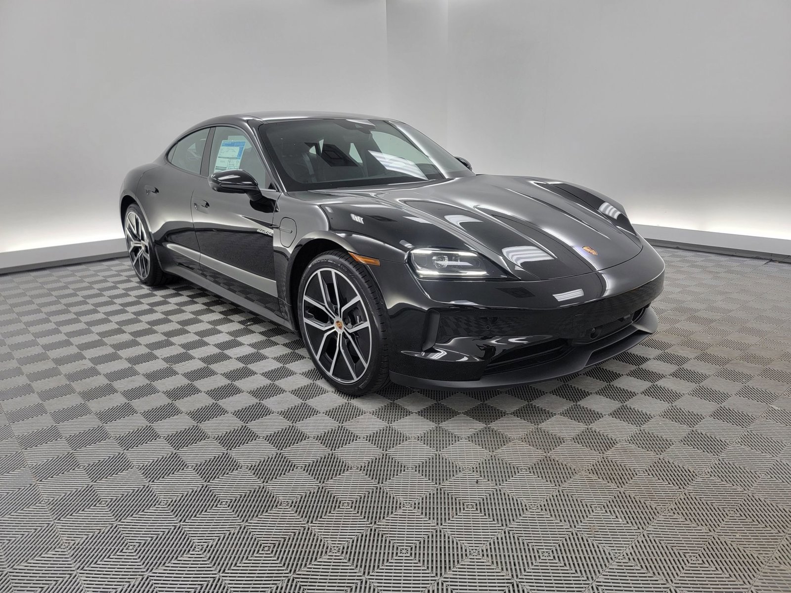 New 2025 Porsche Taycan AWD/4WD image 7