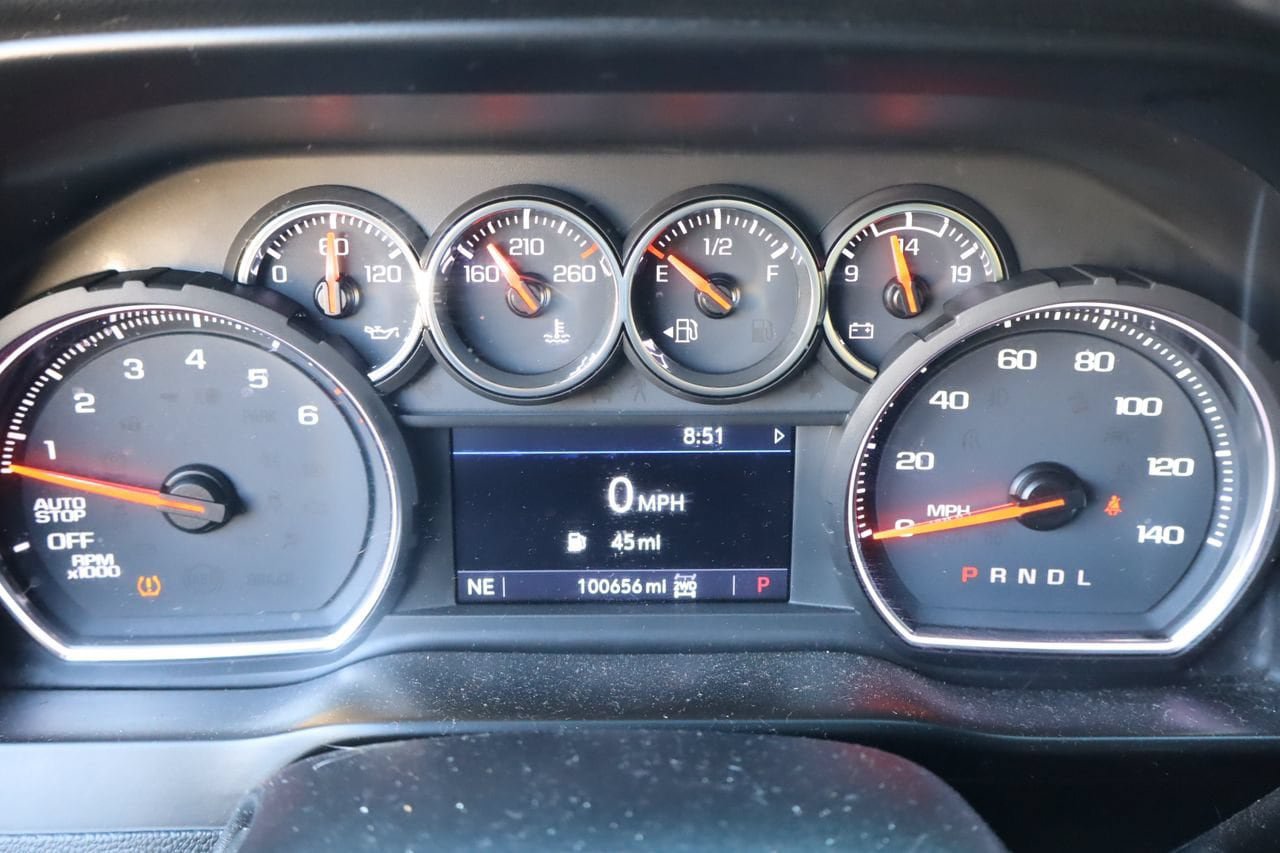 Used 2020 Chevrolet Silverado 1500 LT Trail Boss AWD/4WD image 9