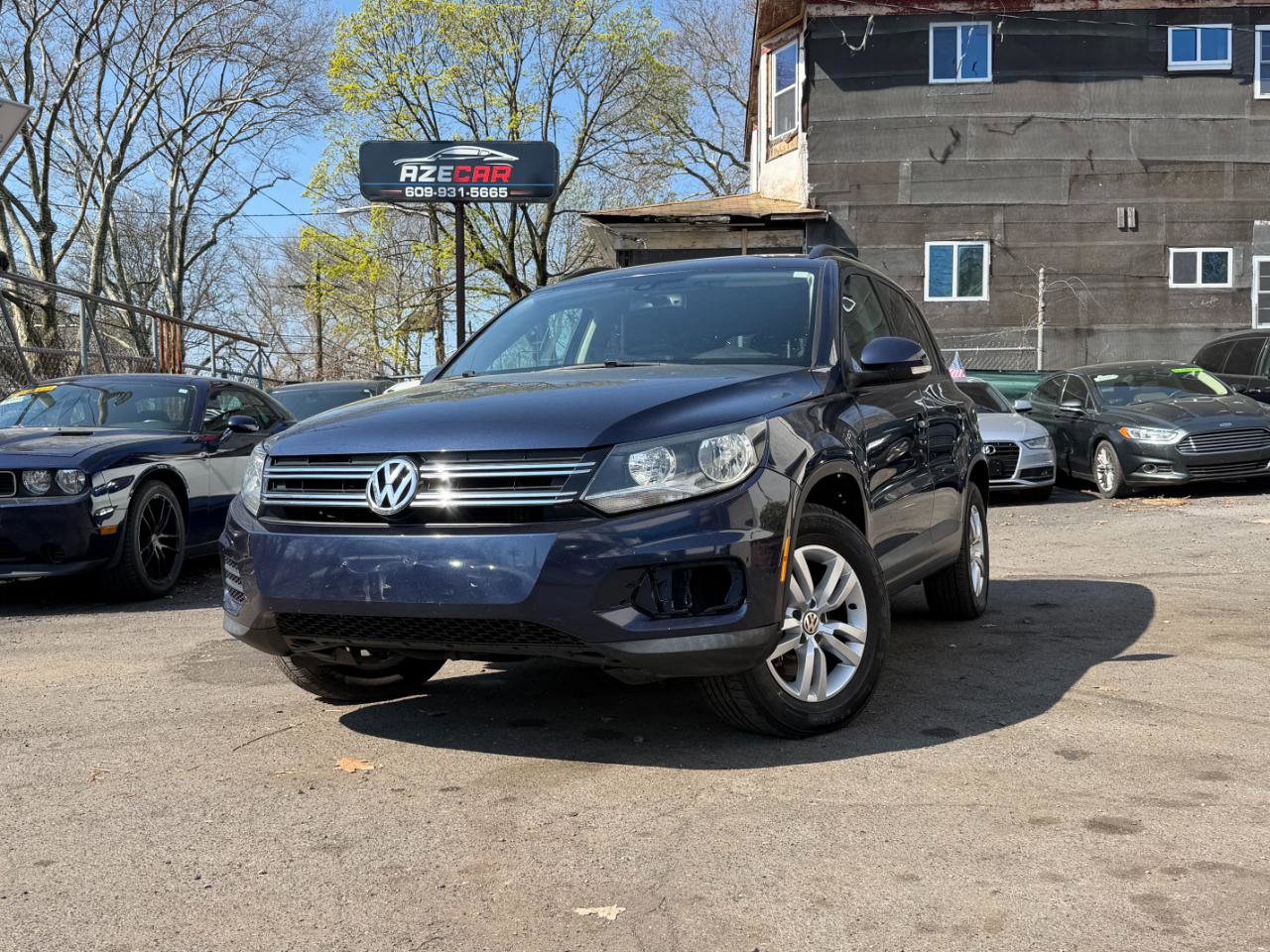 Used 2016 Volkswagen Tiguan S image 3