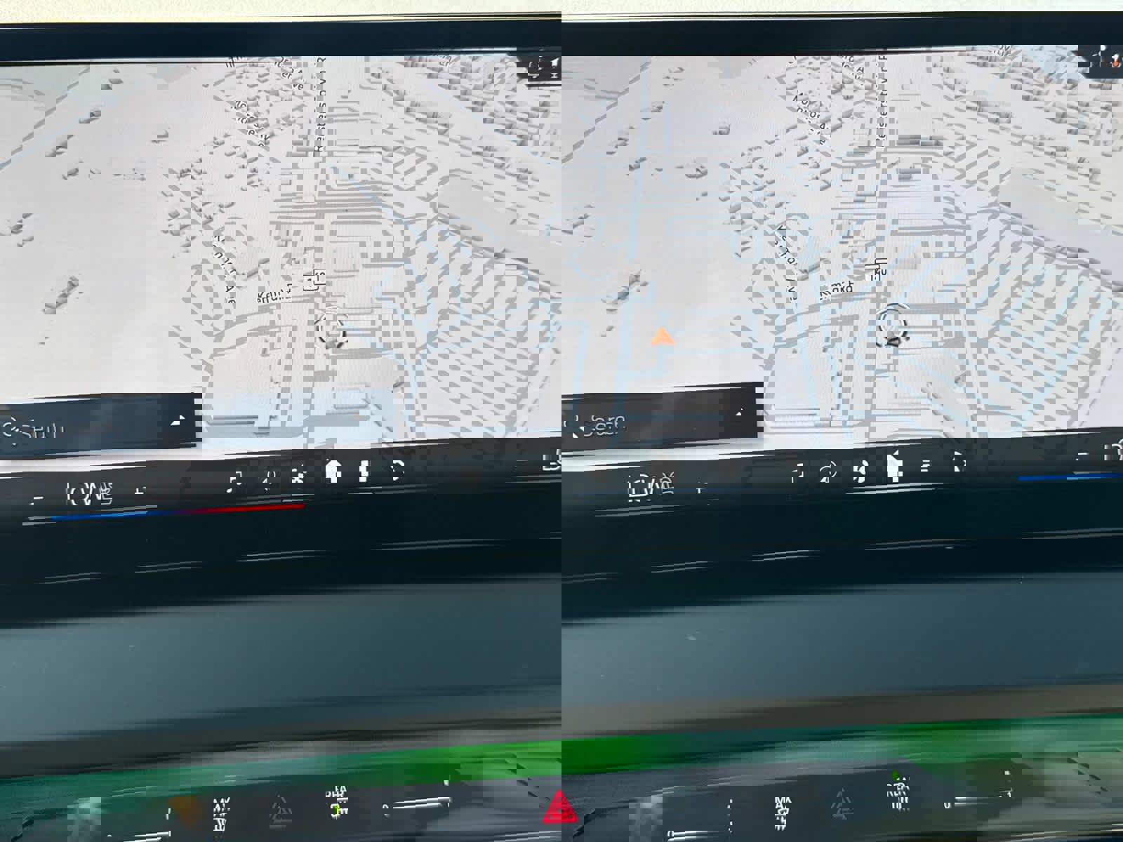 Used 2025 BMW X3 xDrive30i w/ Premium Package image 3