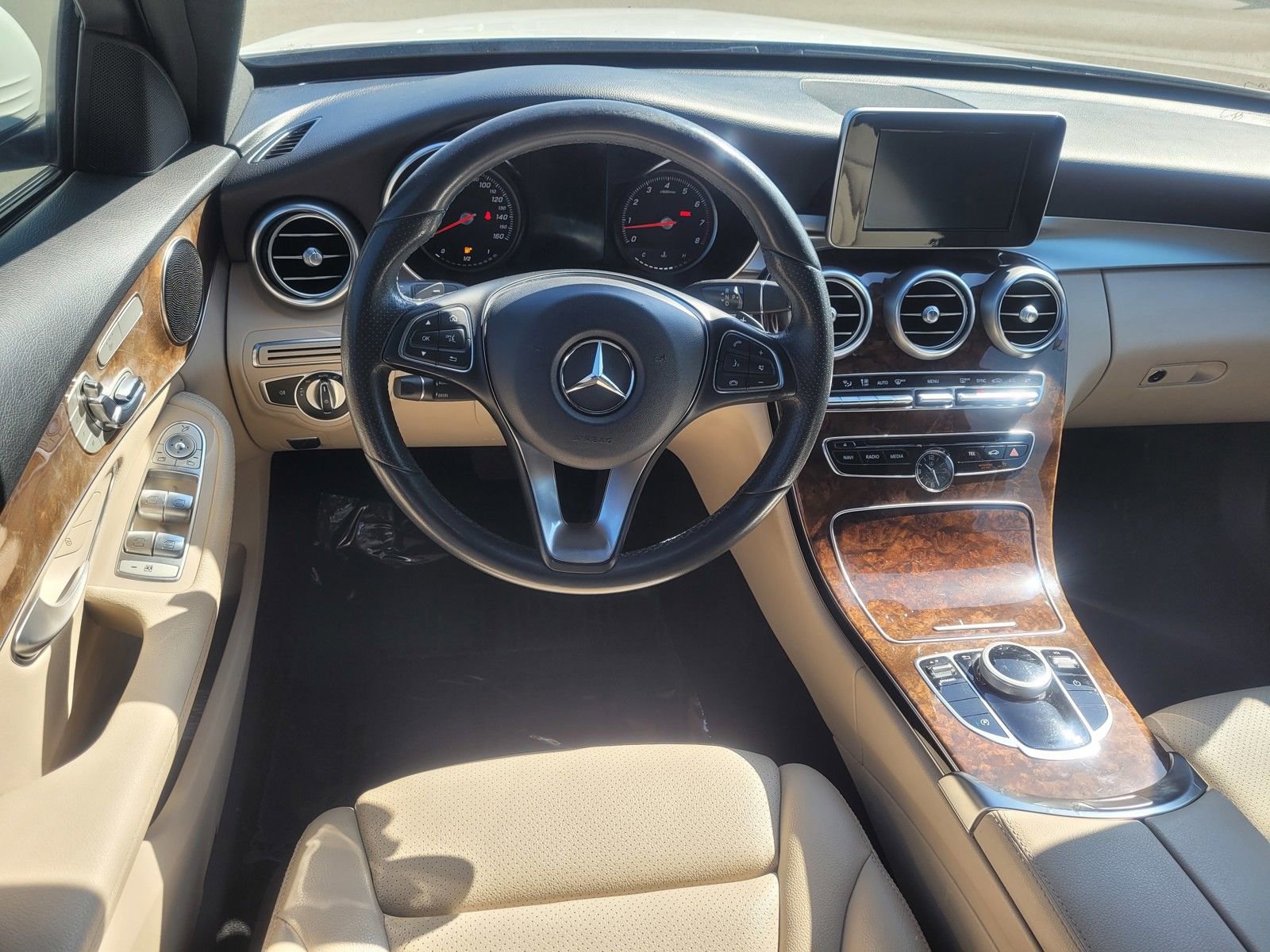 Used 2018 Mercedes-Benz C 300 Sedan image 12