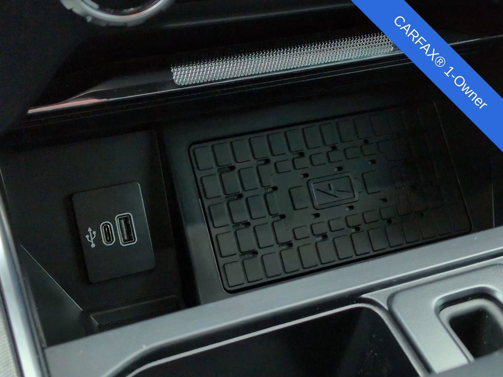 Used 2025 Ford F150 Platinum image 34