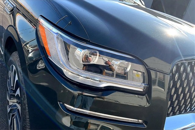 Used 2023 Lincoln Navigator L Black Label image 32
