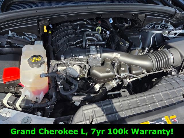 Certified 2024 Jeep Grand Cherokee L Limited w/ Luxury Tech Group II image 19