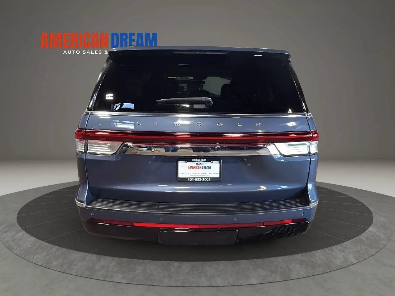 Used 2022 Lincoln Navigator 4WD image 4
