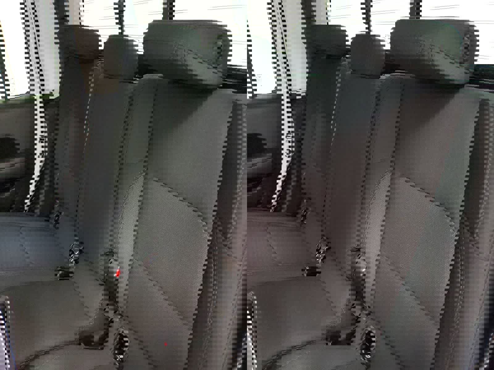 Used 2023 Jeep Gladiator Sport image 18