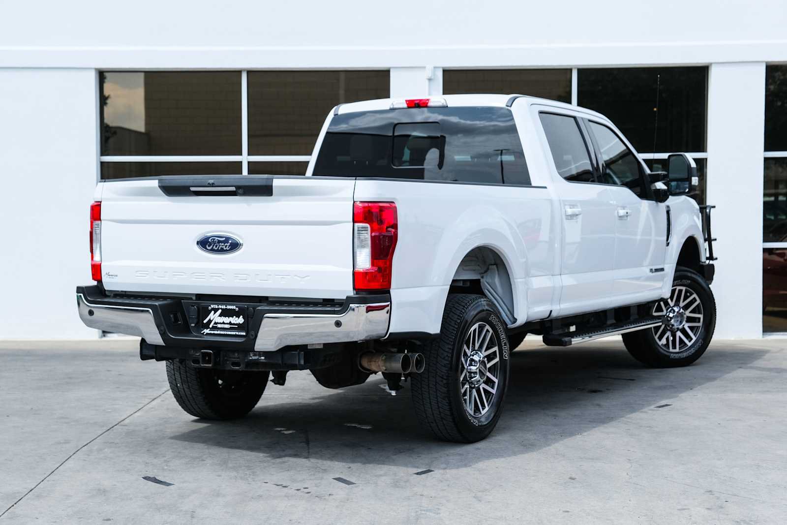 Used 2019 Ford F250 Lariat w/ Lariat Ultimate Package AWD/4WD image 12