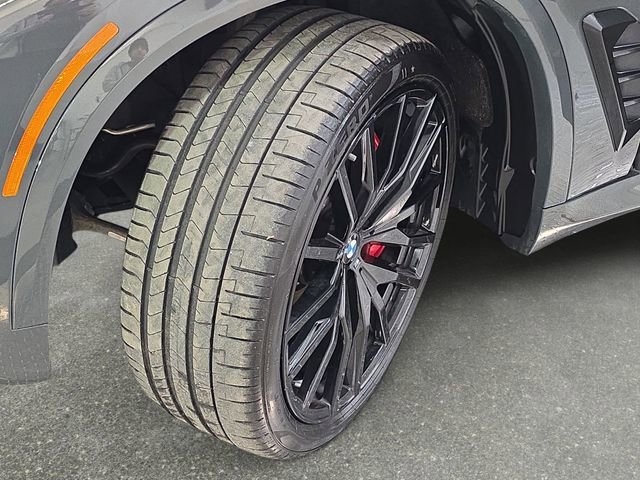 Certified 2025 BMW X5 M60i w/ Executive Package image 29