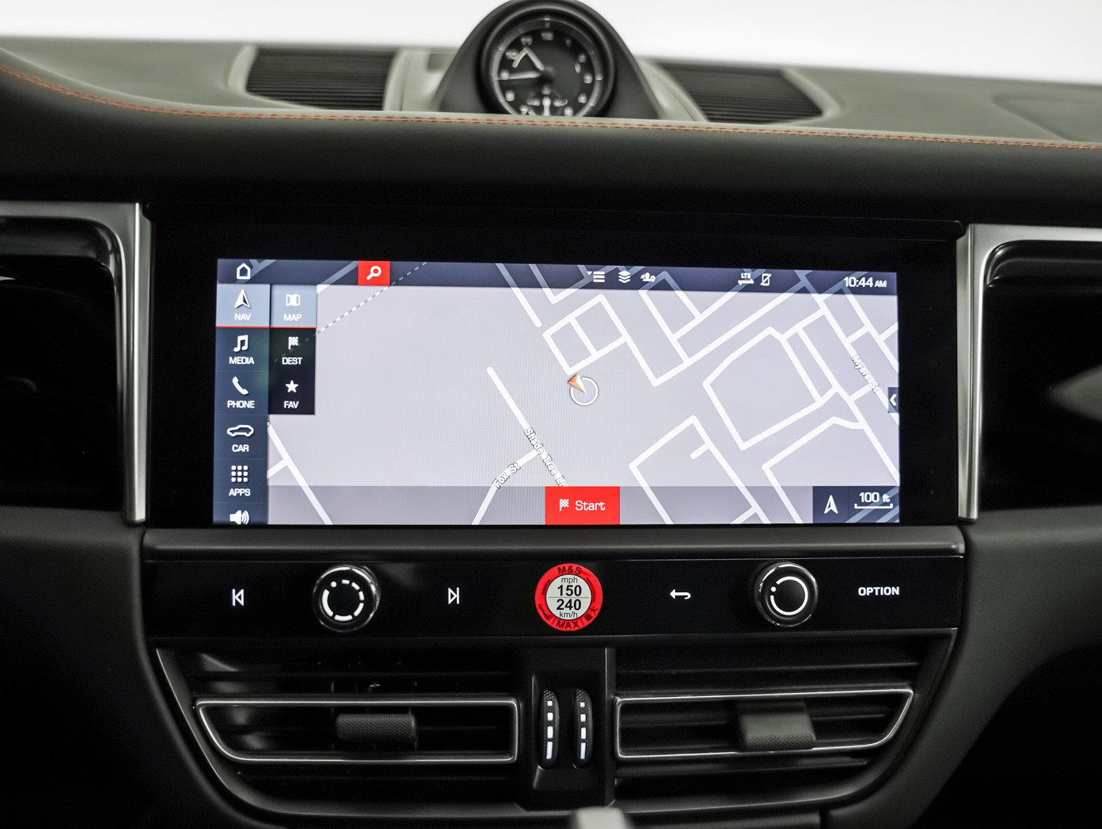 Certified 2022 Porsche Macan S w/ Premium Package Plus image 22