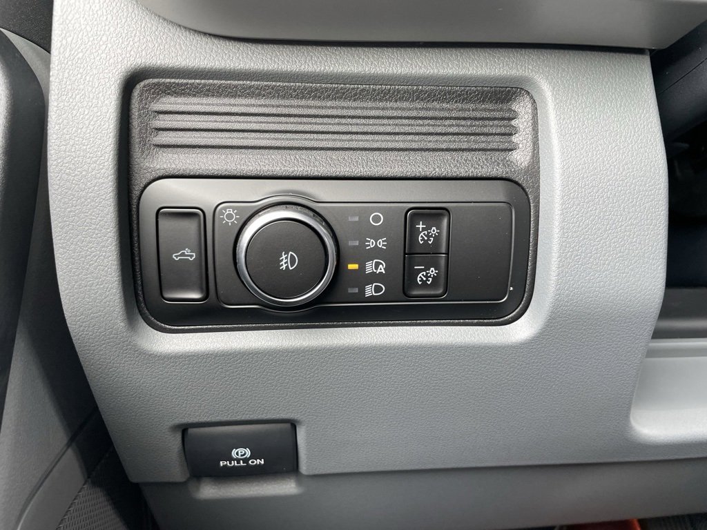 New 2026 Ford F350 XL w/ XL Chrome Package image 45