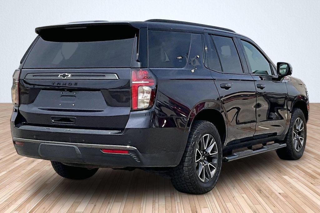 Used 2022 Chevrolet Tahoe Z71 w/ Luxury Package AWD/4WD image 2