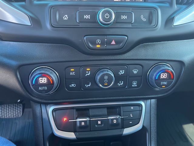 Used 2024 GMC Terrain SLE w/ Driver Convenience Package image 14