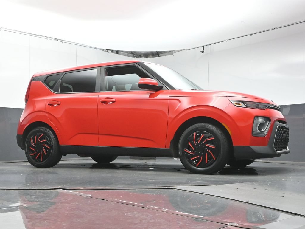Used 2020 Kia Soul LX FWD image 30