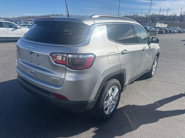 Used 2022 Jeep Compass Latitude w/ Convenience Group image 4