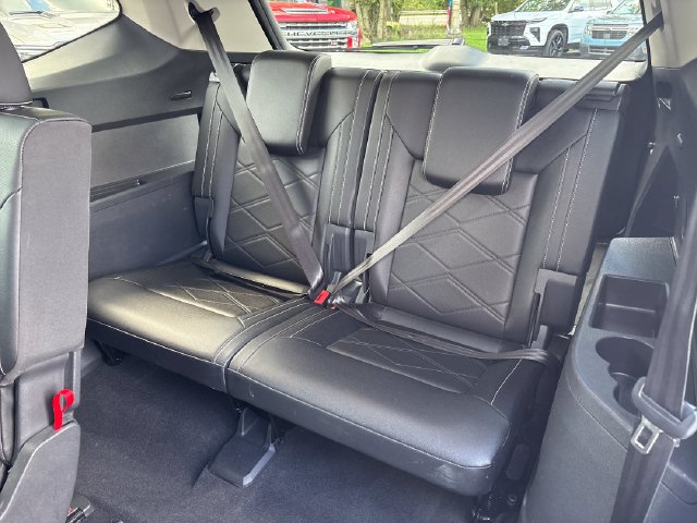 Used 2025 Volkswagen Atlas SE AWD/4WD image 21