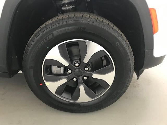 New 2025 Jeep Grand Cherokee Limited 4xe image 32