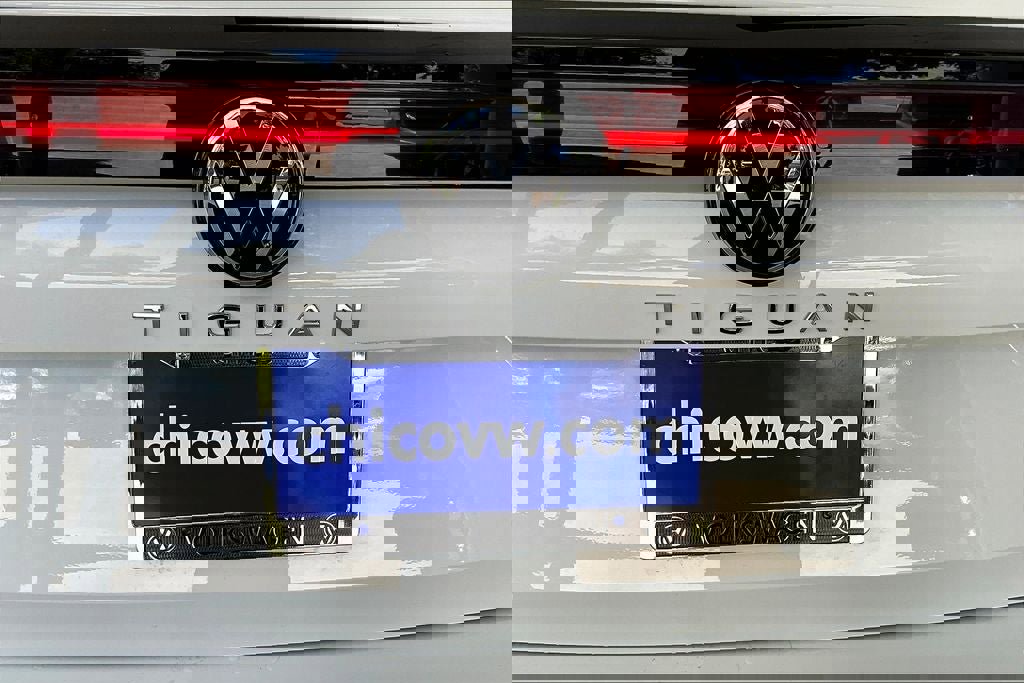 New 2025 Volkswagen Tiguan S image 7