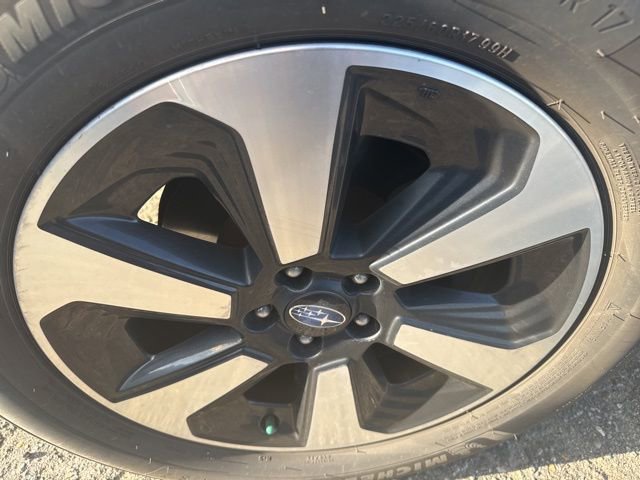 Used 2017 Subaru Forester 2.5i Limited w/ Popular Package #2 image 11