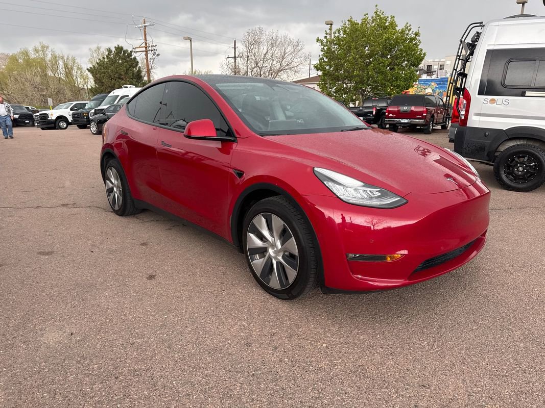 Used 2022 Tesla Model Y Long Range AWD/4WD image 3