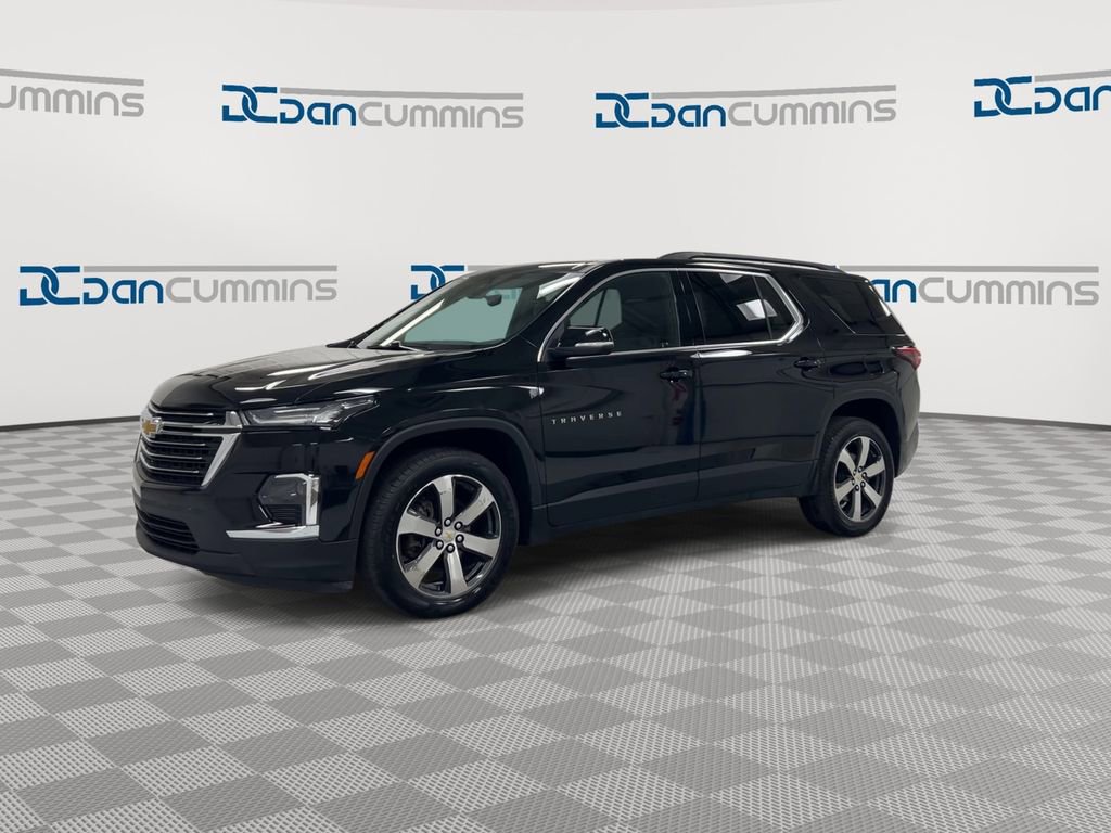 Used 2023 Chevrolet Traverse LT w/ LT Premium Package image 4