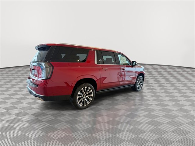 New 2026 Chevrolet Suburban High Country image 11