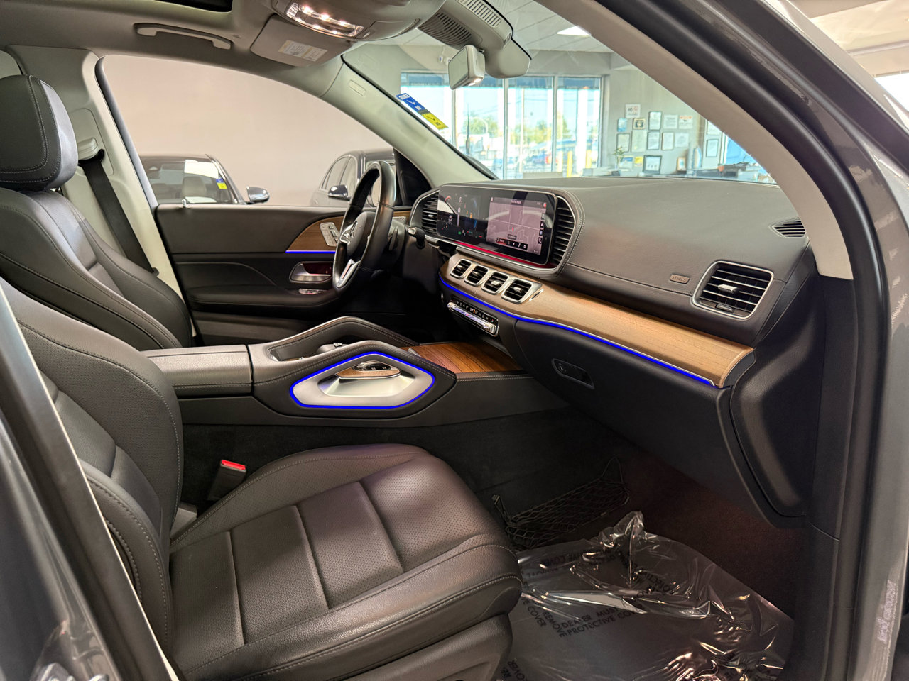 Used 2020 Mercedes-Benz GLS 450 4MATIC image 23