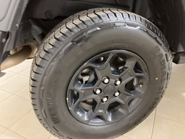 Used 2023 Jeep Wrangler Unlimited image 32