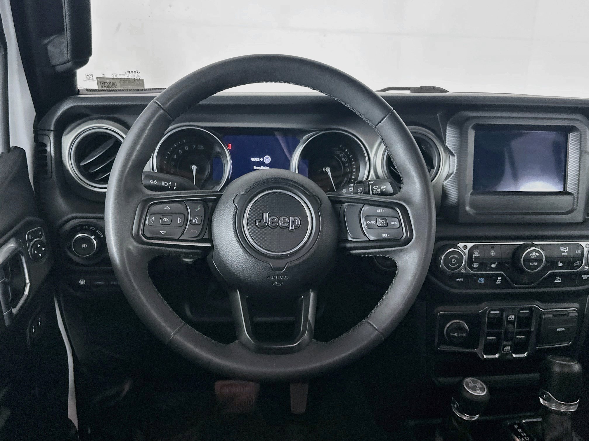 Used 2023 Jeep Wrangler Unlimited w/ Cold Weather Group AWD/4WD image 17