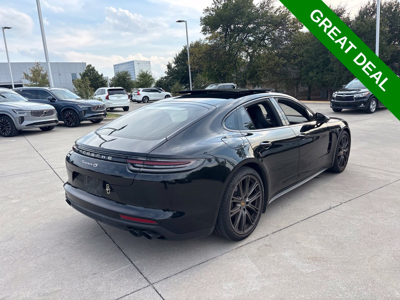 Used 2018 Porsche Panamera 4S AWD/4WD image 5