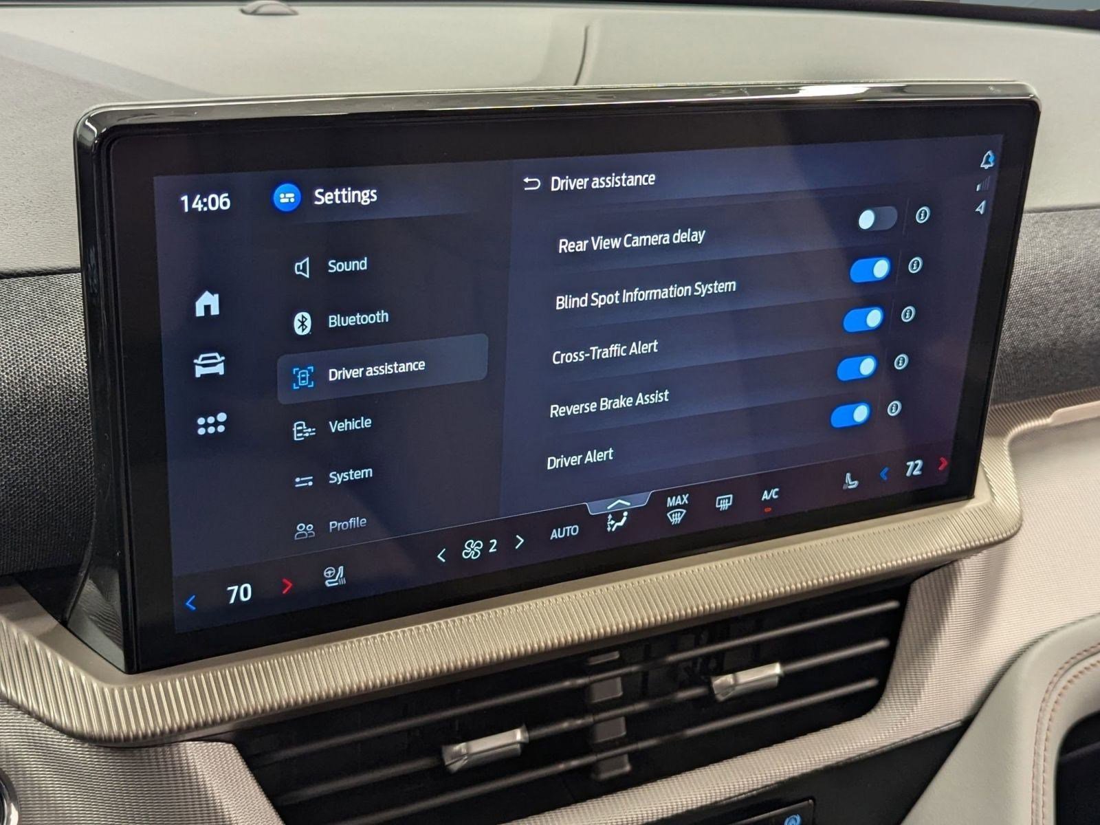 New 2026 Ford Explorer Active w/ Active Comfort Package image 29