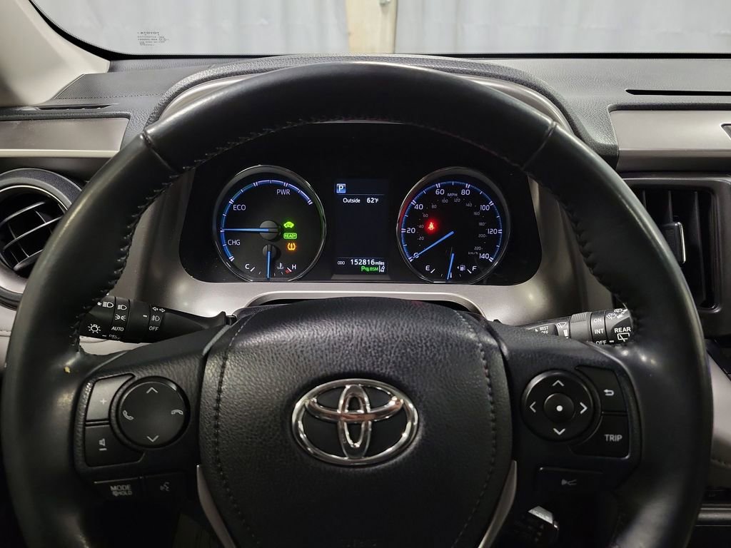 Used 2018 Toyota RAV4 Limited image 15