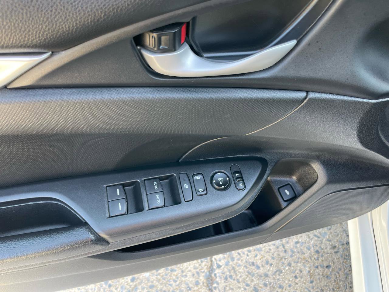 Used 2020 Honda Civic Sport image 30