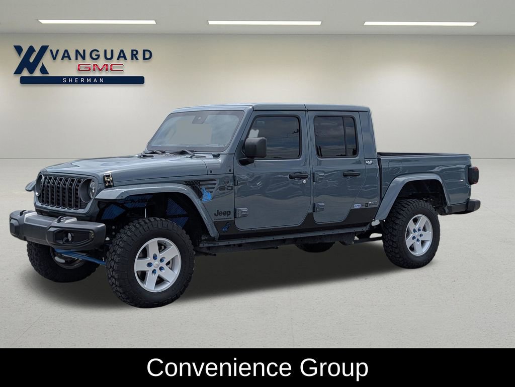 Used 2024 Jeep Gladiator Sport AWD/4WD image 3