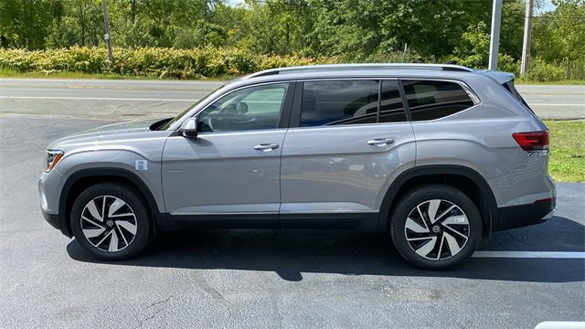 New 2026 Volkswagen Atlas SEL image 8