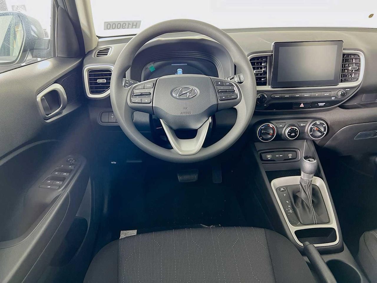 New 2026 Hyundai Venue SE FWD image 15