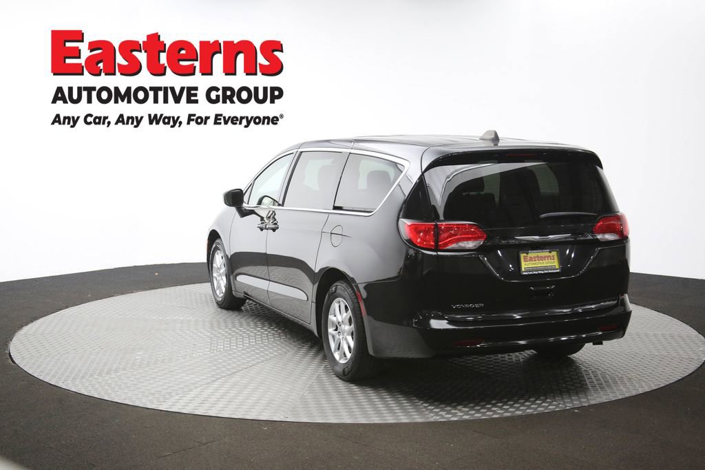 Used 2022 Chrysler Voyager LX FWD image 67