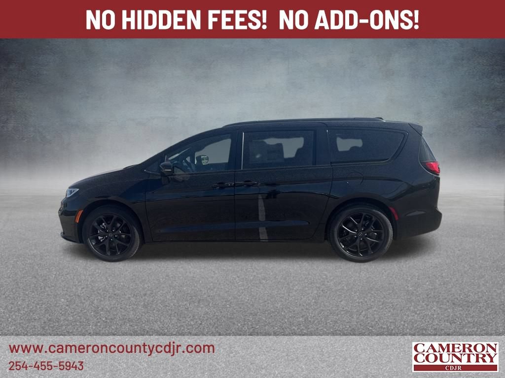 New 2026 Chrysler Pacifica Select w/ S Appearance Package FWD image 6