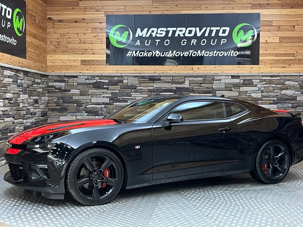 Used 2016 Chevrolet Camaro SS RWD image 11