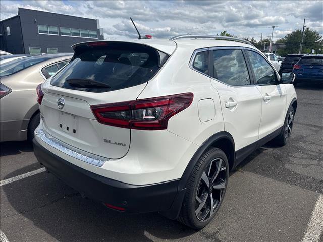 Certified 2022 Nissan Rogue Sport SL AWD/4WD image 4