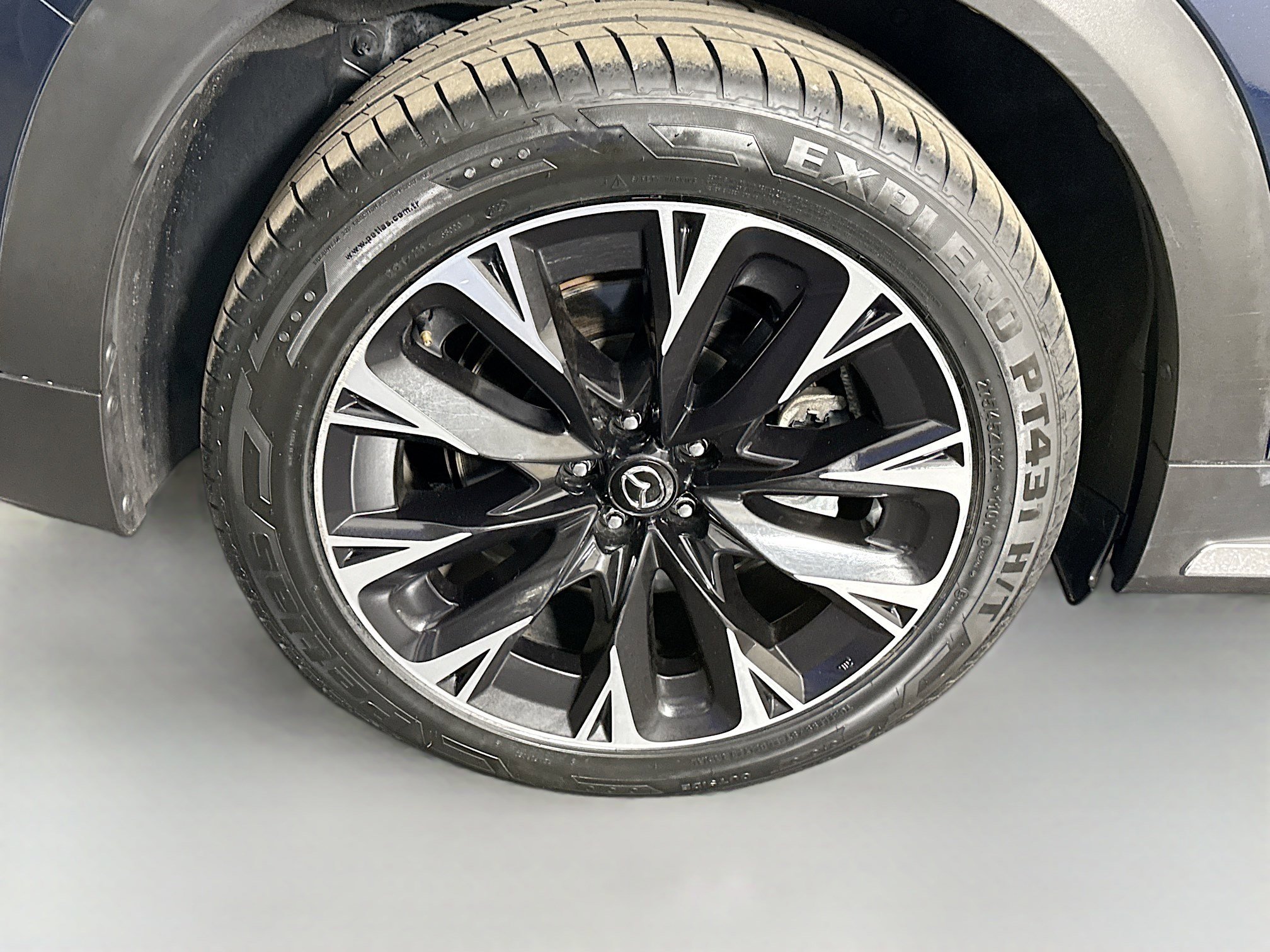 Used 2024 MAZDA CX-90 Plug-In Hybrid w/ Premium Pkg AWD/4WD image 33