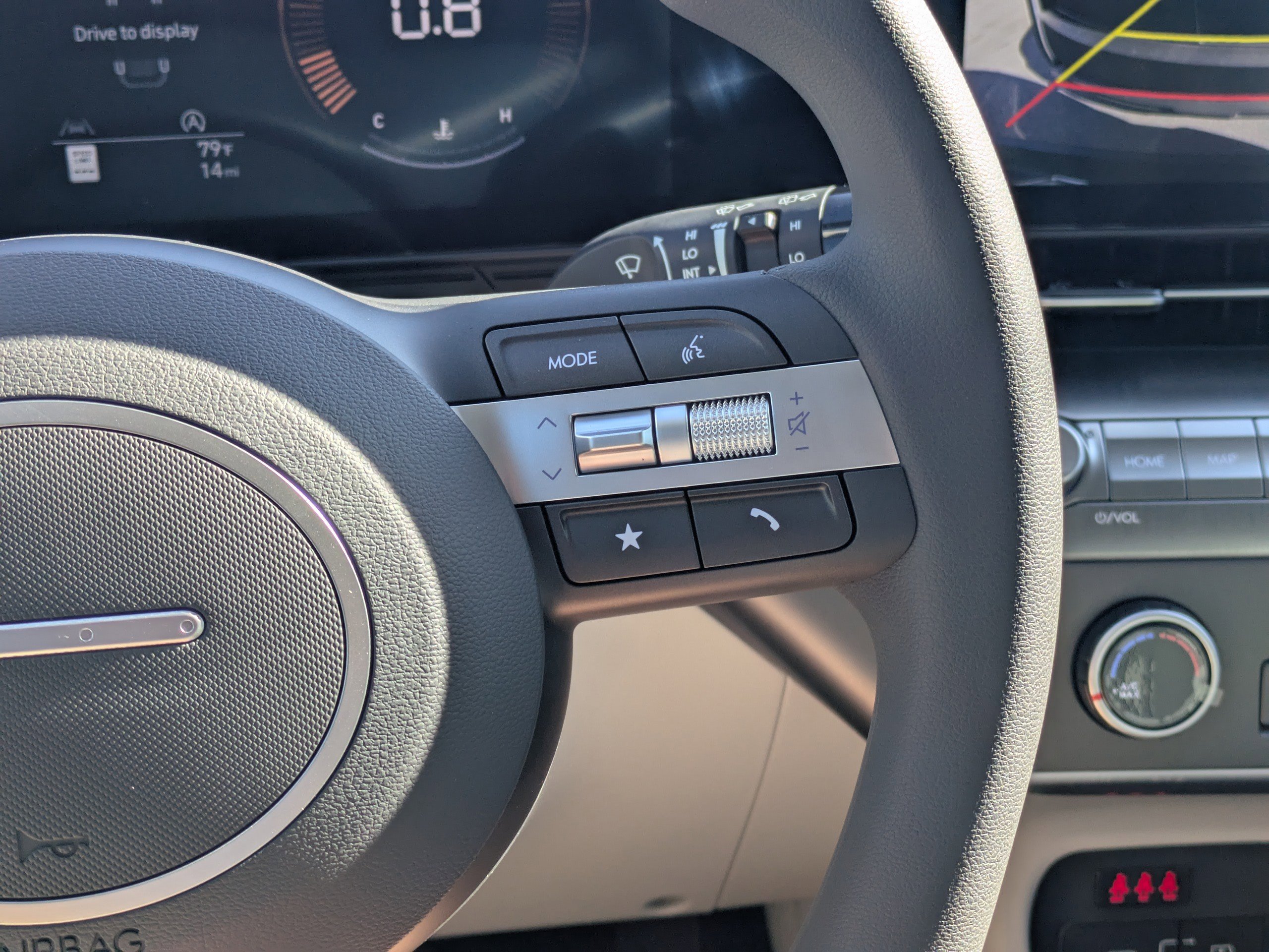 New 2026 Hyundai Kona SE image 18