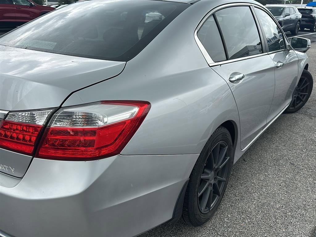 Used 2013 Honda Accord EX-L image 2
