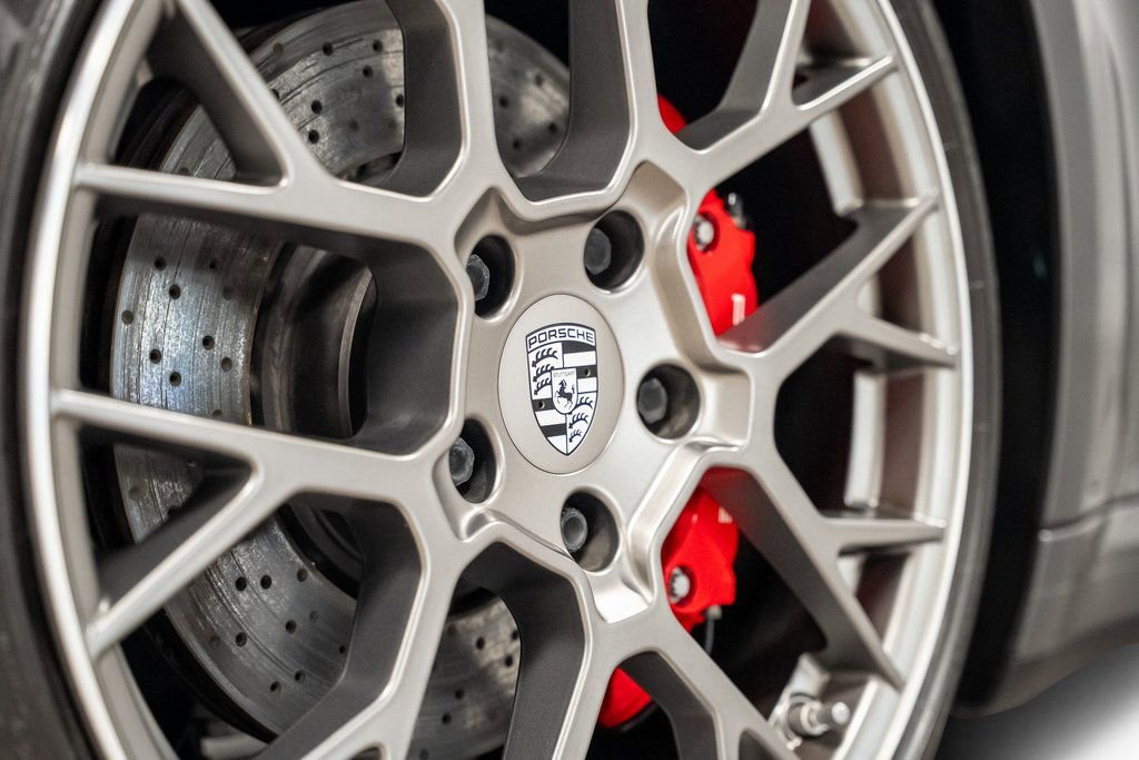 Used 2021 Porsche 911 Carrera S image 16