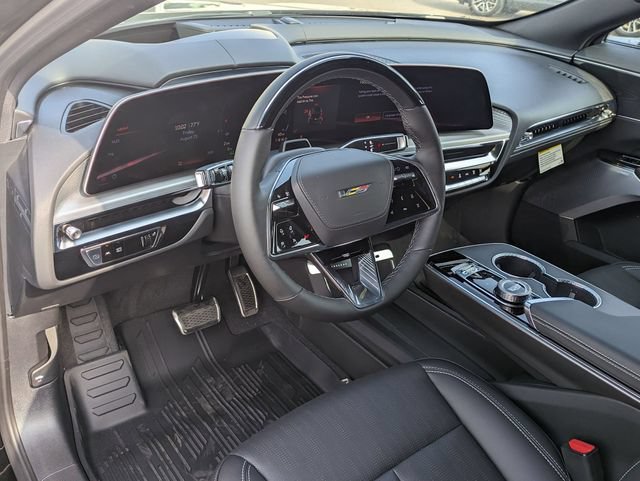 New 2026 Cadillac Lyriq V AWD/4WD image 9