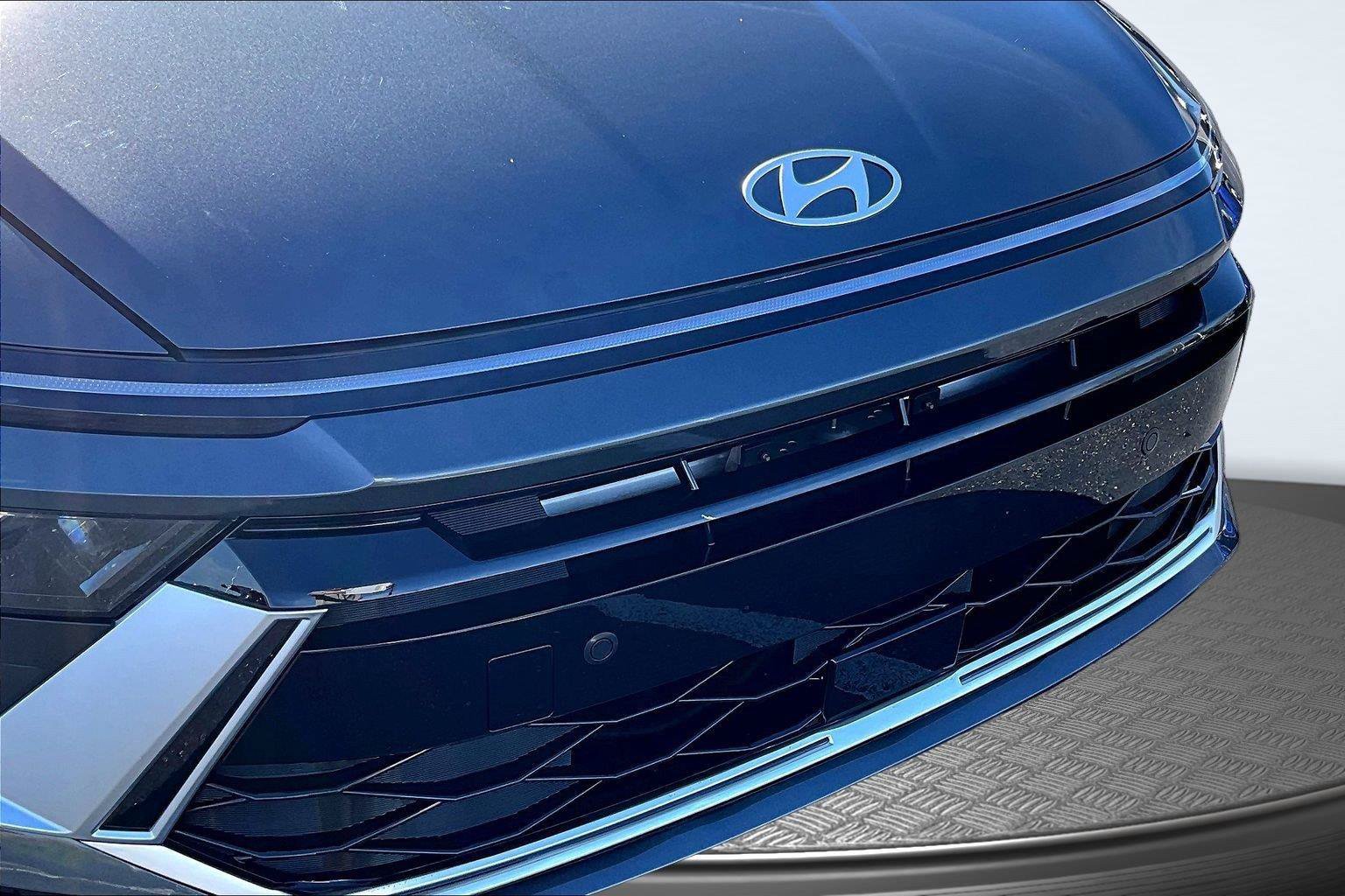 Used 2025 Hyundai Sonata SEL FWD image 28