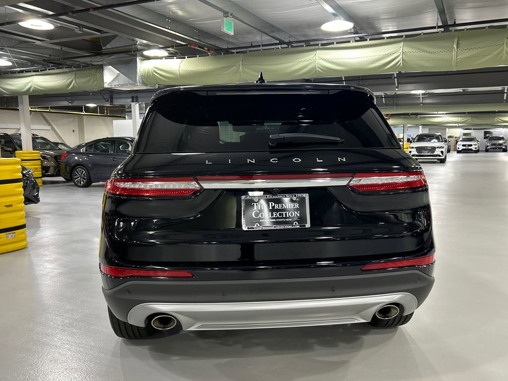 Used 2023 Lincoln Corsair AWD w/ Equipment Group 101A image 3